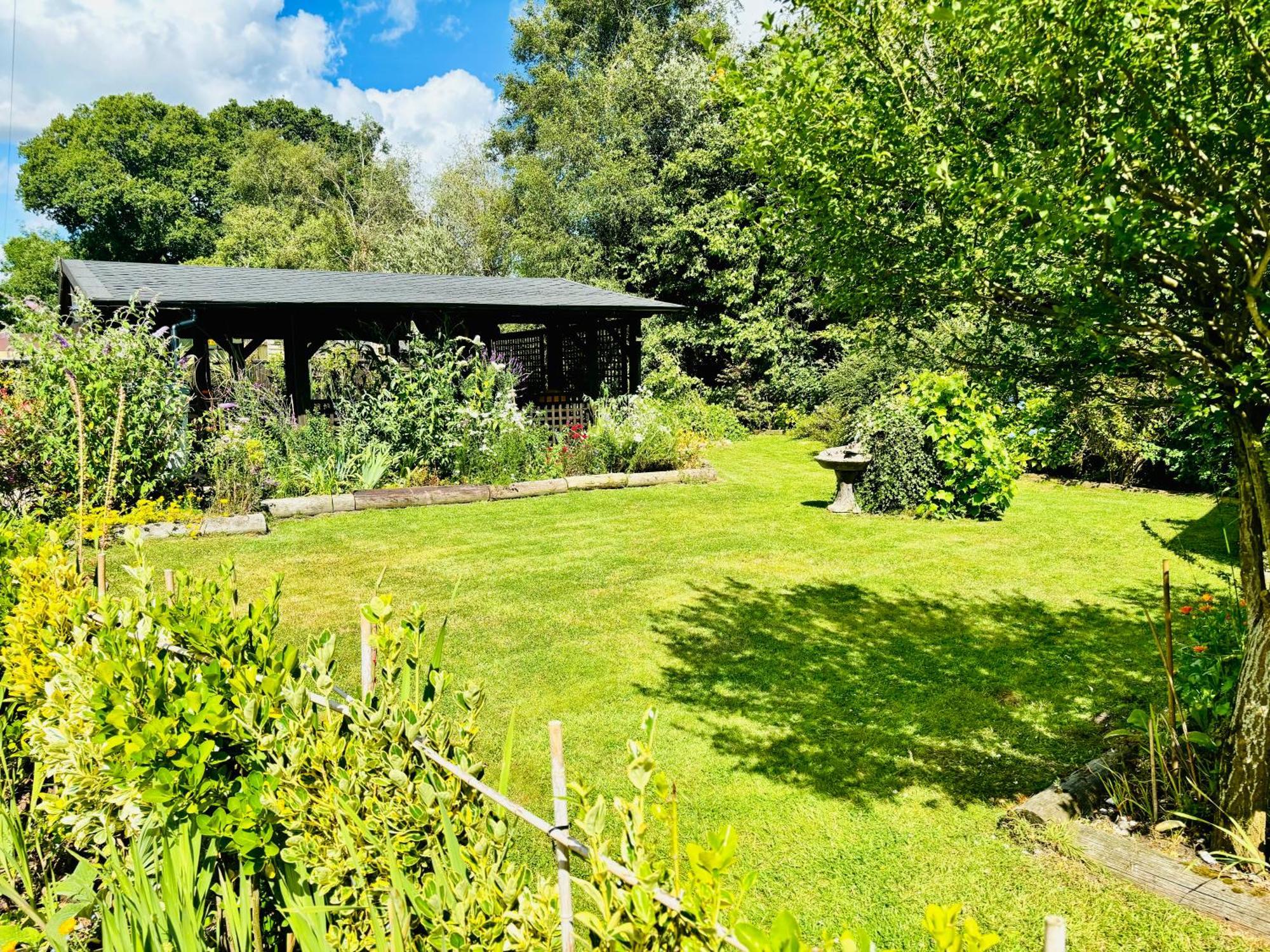 Appartement Hideaway à Lytchett Matravers Extérieur photo